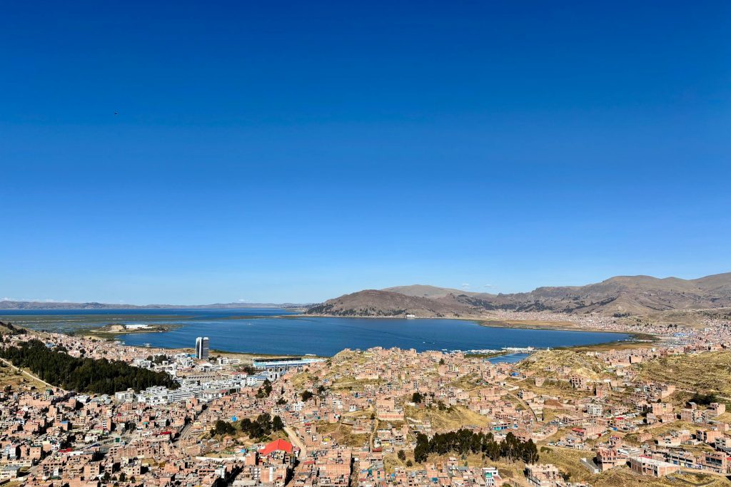 Navigating the Credit Landscape: Comparing Top Issuers in Peru - BCP, Interbank, Scotiabank, and More - melhores cartões de crédito no Peru