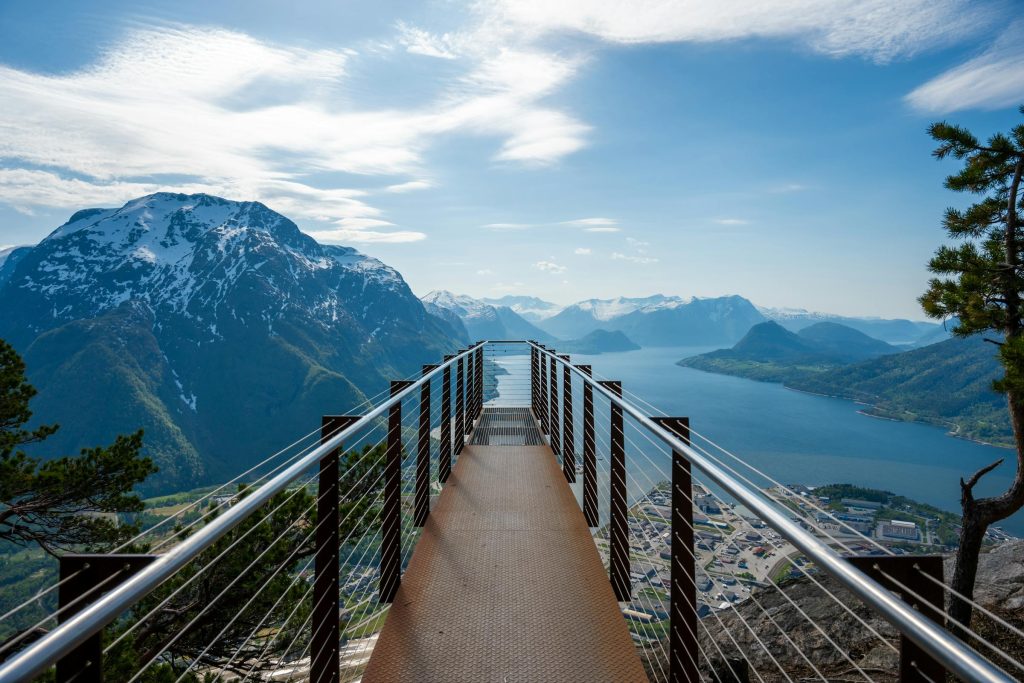 Navigating the Latvian Loan Landscape: Expert Insights on Borrowing from Citadele Bank, Mintos, and Emerging Fintech Platforms - Como solicitar empréstimo na Letônia