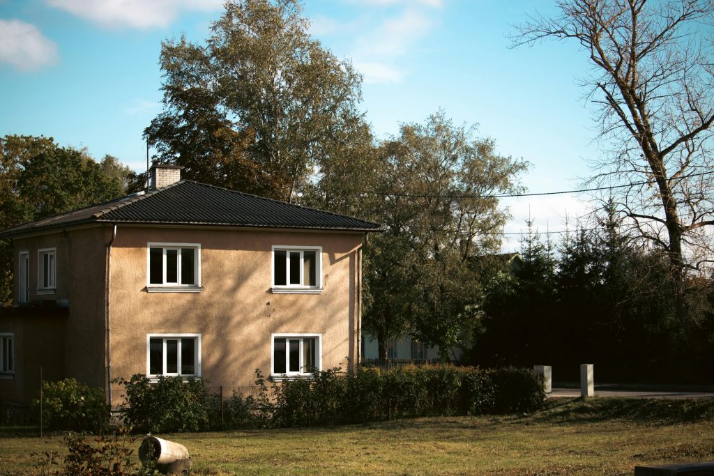 A Comprehensive Guide to Building Your Career in Estonia: Opportunities at Tartu Ülikool and Major Local Employers - Melhores oportunidade de emprego na Estônia