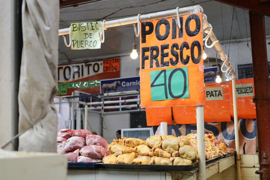 Navigating the Spanish Job Market: Key Players like Telefónica, Iberdrola, and Repsol - melhores oportunidade de emprego na Espanha